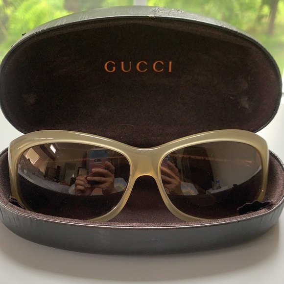 Gucci sunglasses main image 12